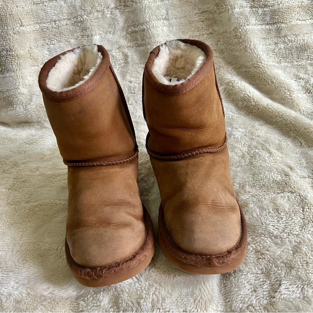 Ugg Australia Kids Classic Short Deco Boots